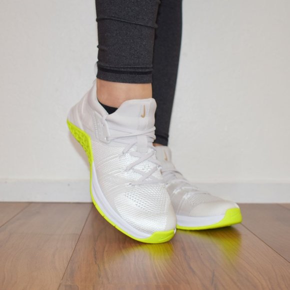 Nike Metcon 4 Flyknit - Picture 6 of 7